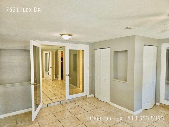 Building Photo - 7621 Ilex Dr