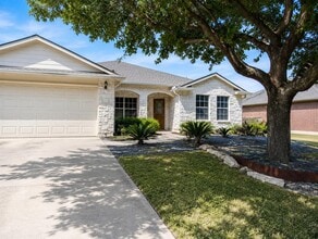 Building Photo - 3844 Laurel Ridge Dr