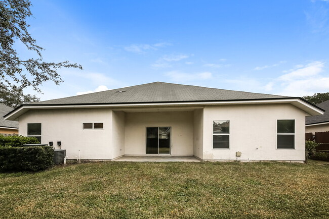 Building Photo - 6527 Ginnie Springs Rd