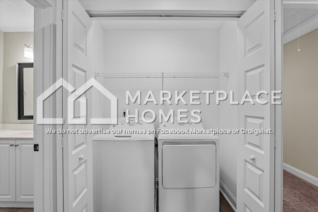Building Photo - 2205 Perrins Ln