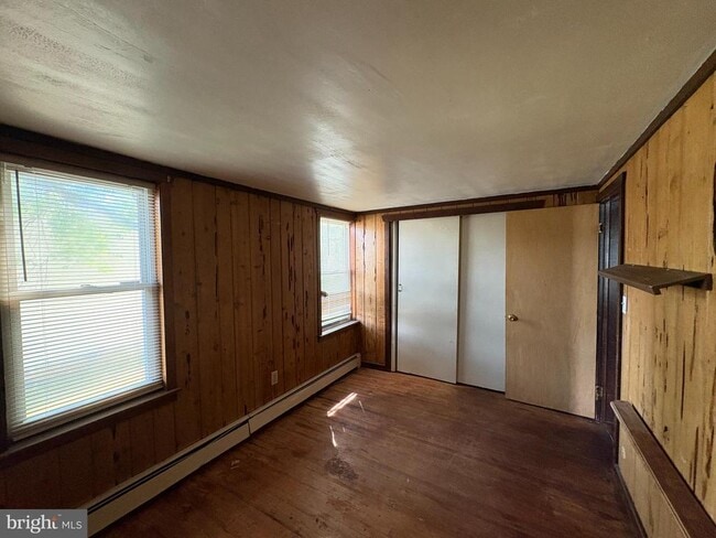 Building Photo - 1405 Pennington Rd