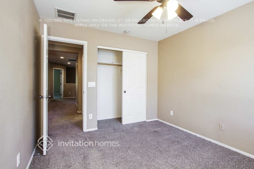 Building Photo - 6825 S 7th Ln