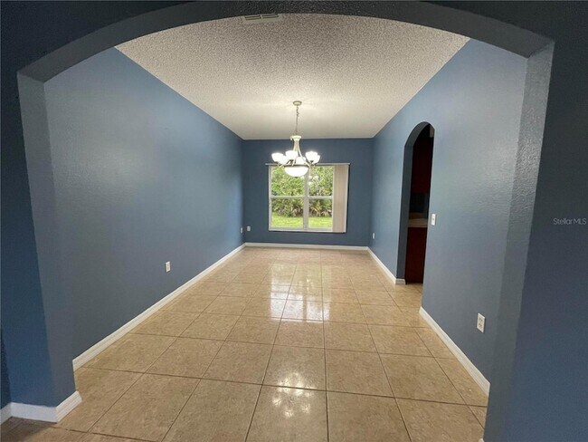 Building Photo - 526 Elbridge Pl
