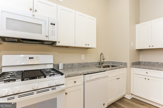 Building Photo - 1061 Brandon Hill Way