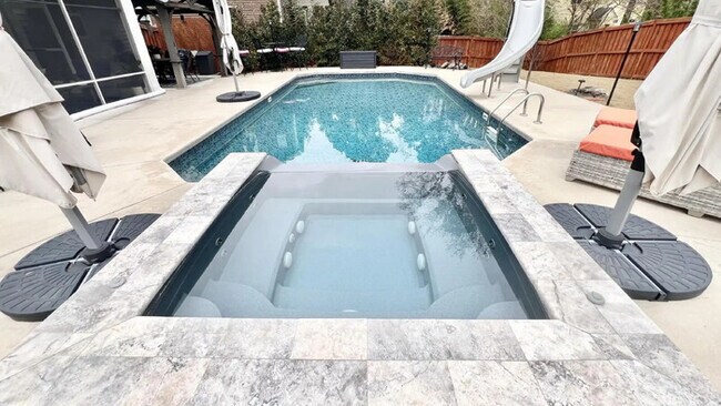 Building Photo - 3441 S Beaver Ln