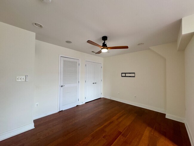 Building Photo - Charming 4 Bedroom/3.5 Bathroom Townhome with In-Unit Laundry in Pigtown, Baltimore, MD!