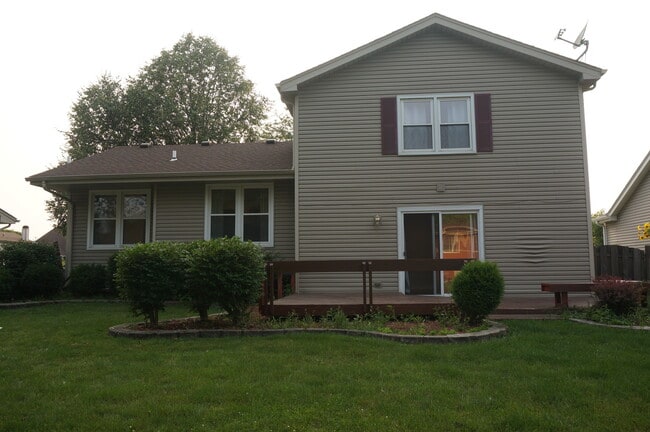 Building Photo - 773 Cardinal Ln