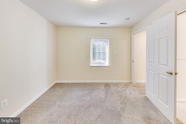 Building Photo - 11151 Yellow Leaf Way