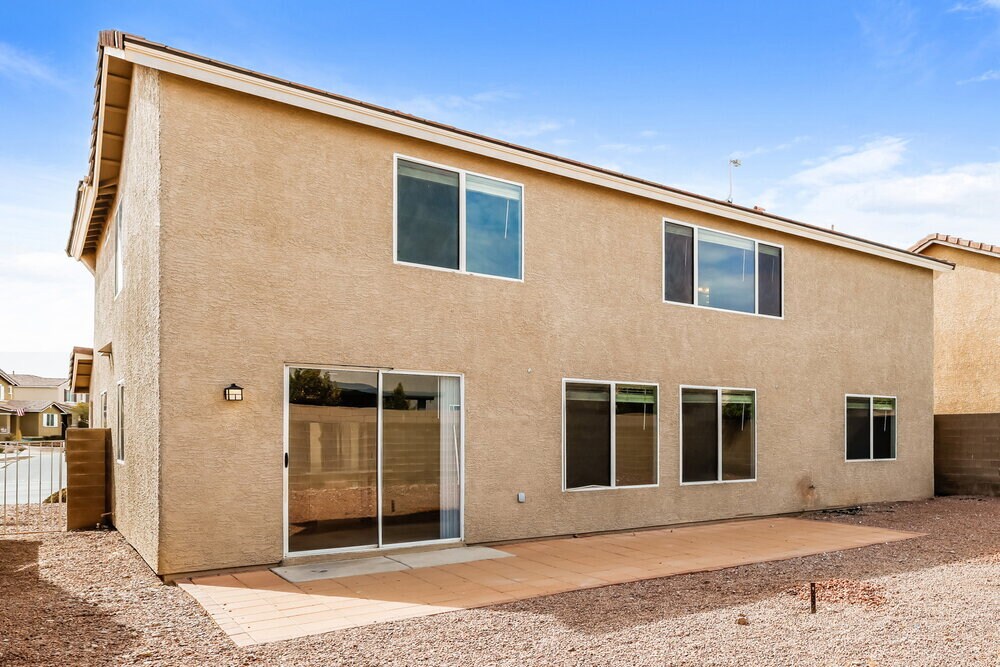 Building Photo - 1004 Clearwater River Ave