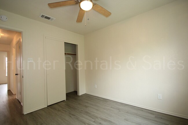Building Photo - Perfect Four-Bedroom!