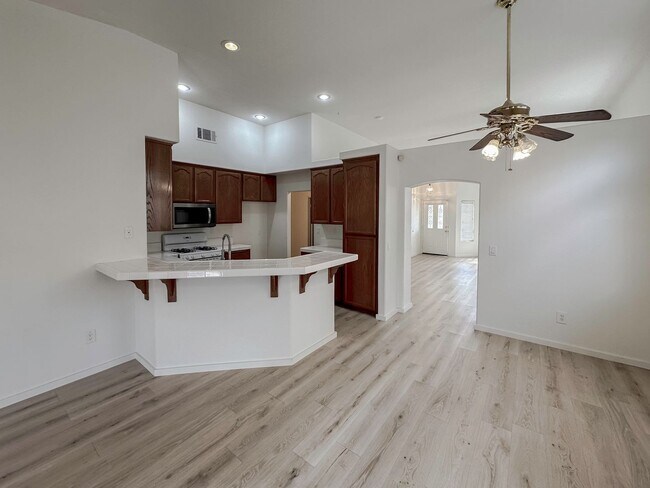 Building Photo - Single family home in Menifee!