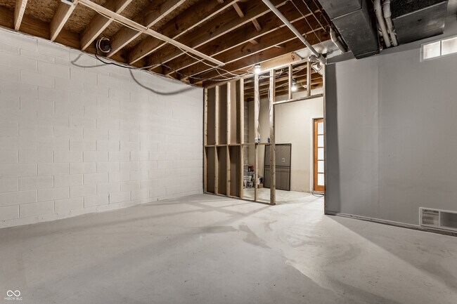 Building Photo - 1509 N New Jersey St