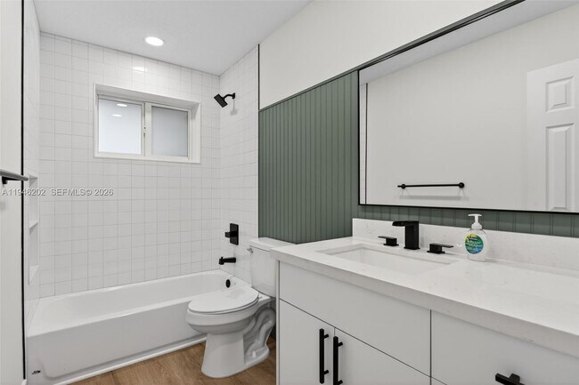 Building Photo - 6720 NW 6th Ct