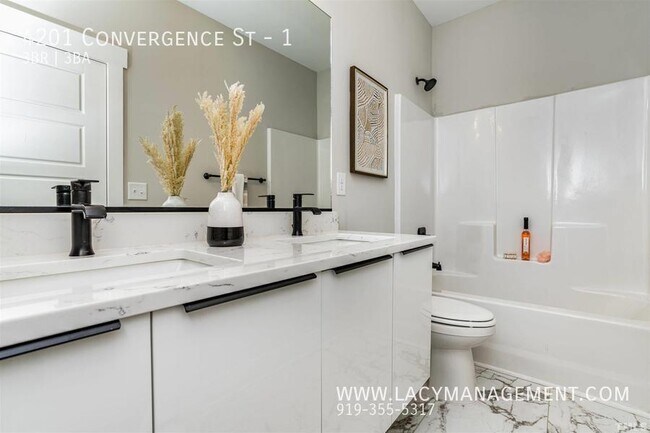 Building Photo - 4201 Convergence St