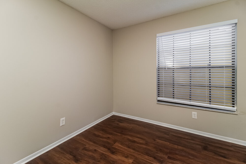 Building Photo - 1240 Crossfield Dr