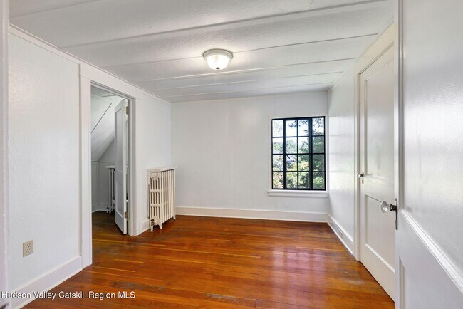 Building Photo - 11 Seaman Rd