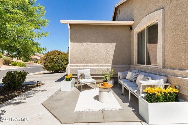 Building Photo - 5827 Gerard Dr