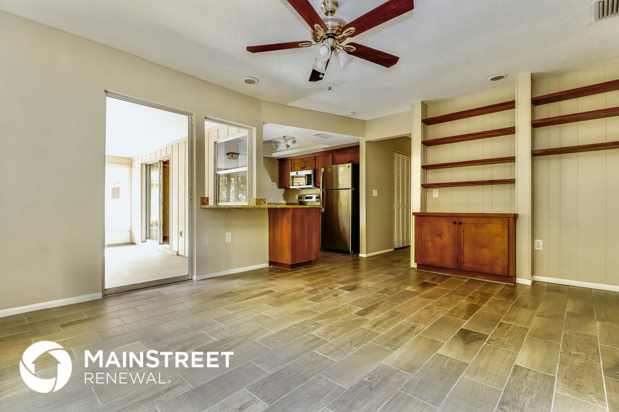 Building Photo - 1124 Danny Dr