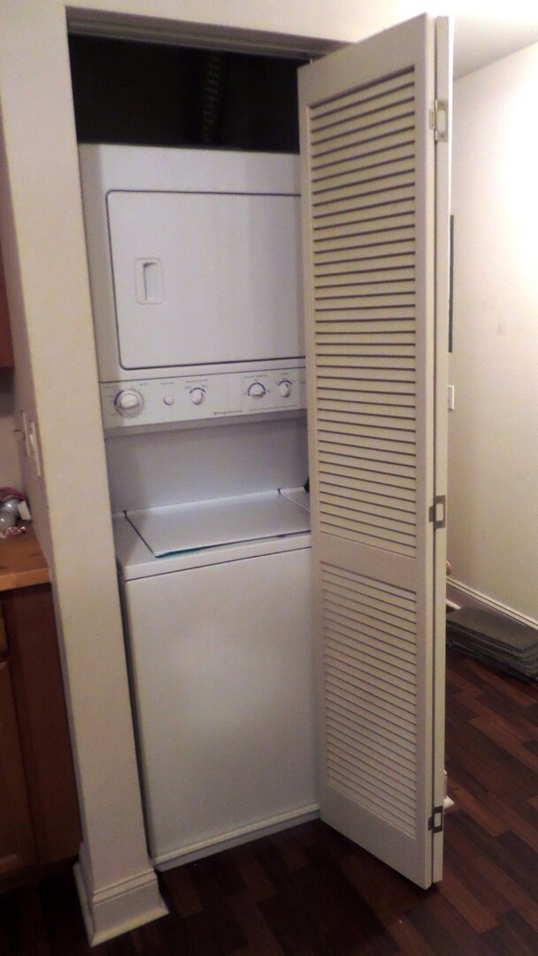 Building Photo - 2824 Jackson St