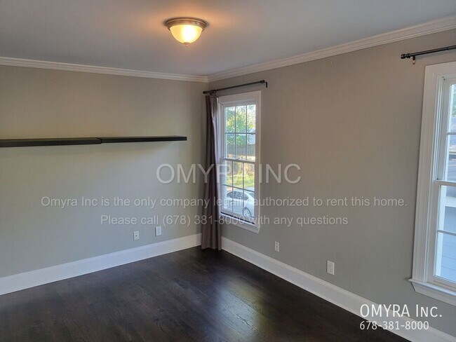 Building Photo - 371 Kendrick Ave SE