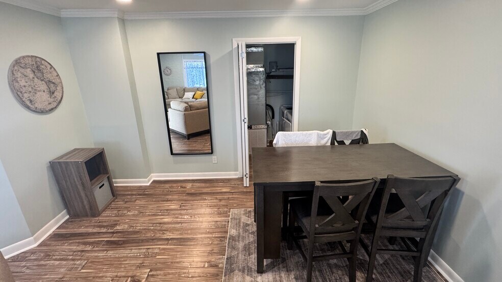 Building Photo - 2810 Wiigwaas Ln