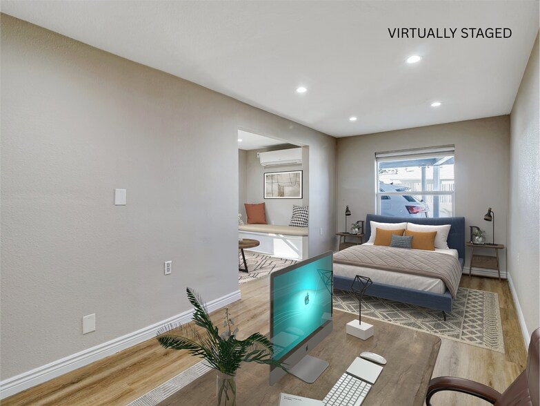 Building Photo - 985 1/2 Dexter St