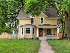 Building Photo - 107 S Riverside Dr