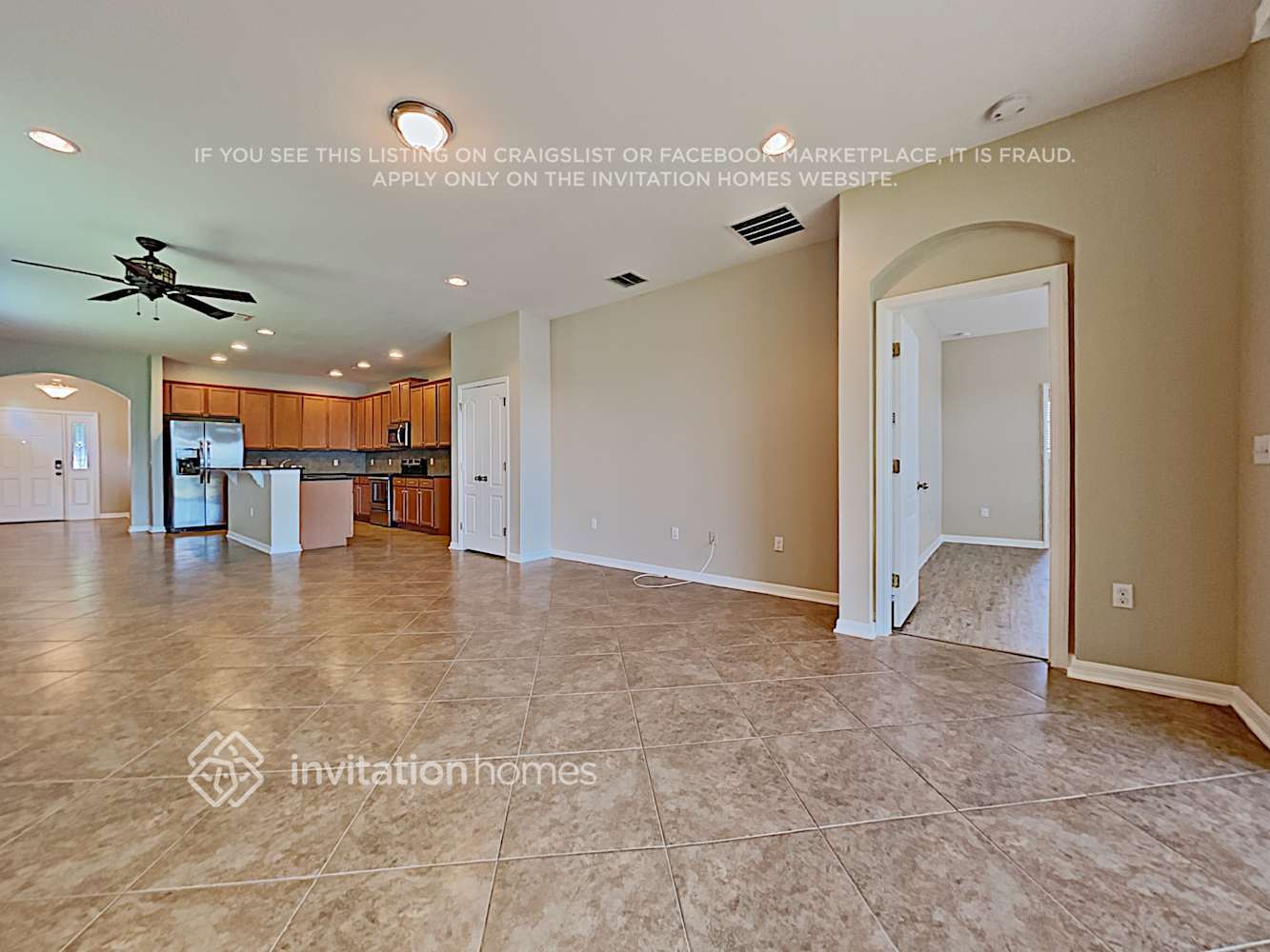 Building Photo - 325 Mirasol Ln