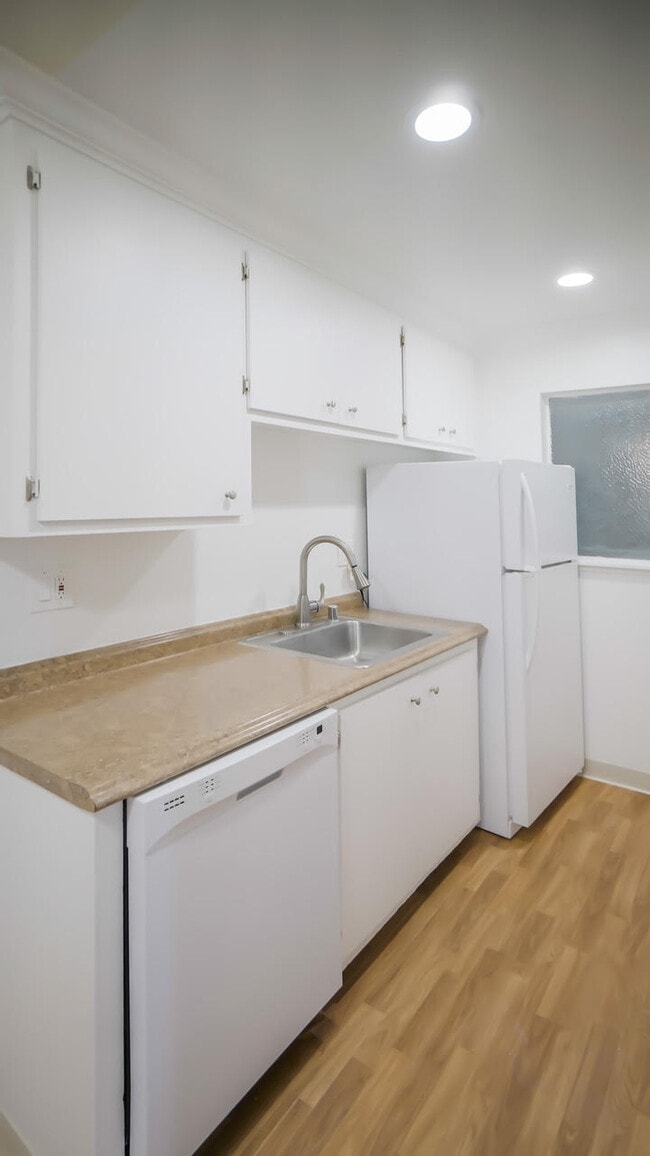 Building Photo - 475 Ignacio Blvd