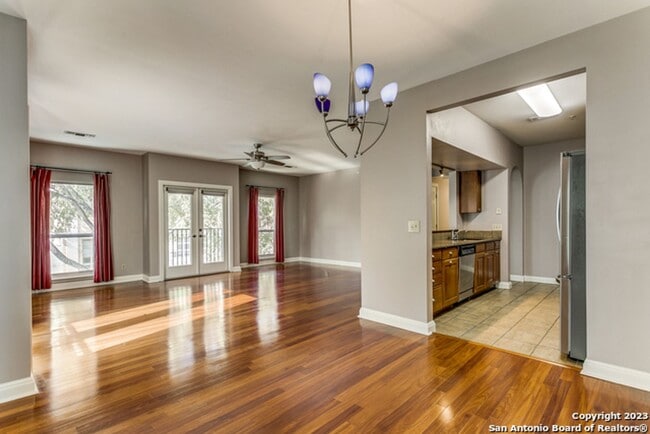 Building Photo - 2-BEDROOM CONDO AT ANDALUSIA CONDOMINIUMS