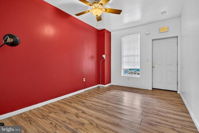 Building Photo - 4668 York Rd