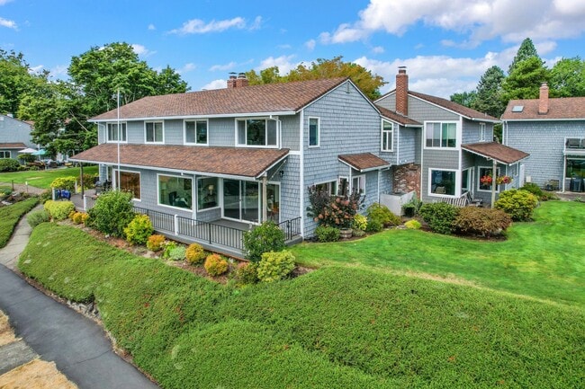 Building Photo - 540 N Hayden Bay Dr