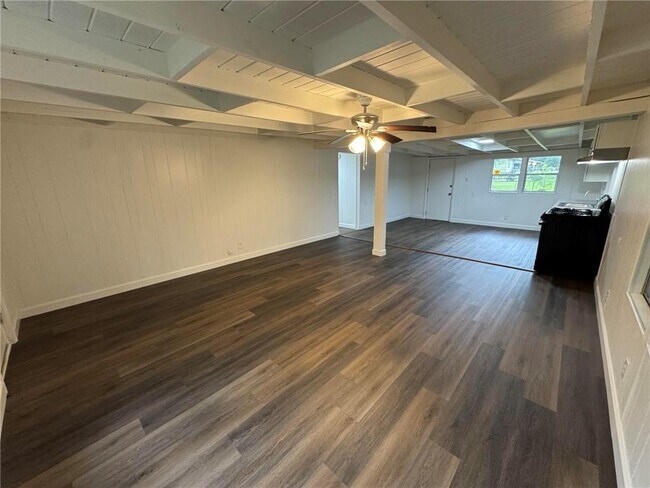 Building Photo - 2855 Gill Rd