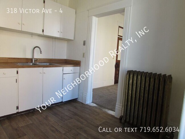 Building Photo - 318 Victor Ave