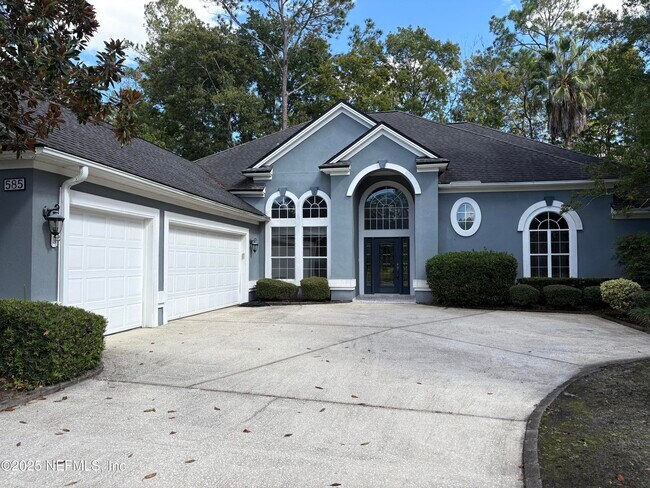 Primary Photo - 585 Golden Links Dr
