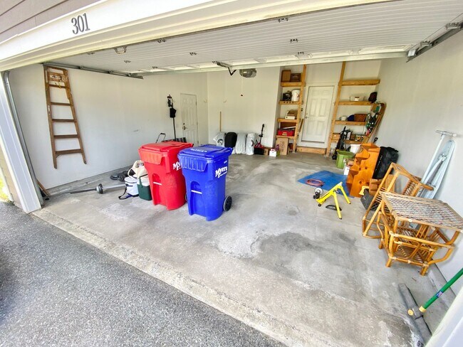 Building Photo - 3 Bedroom Home in Williston VT Available 9/1!