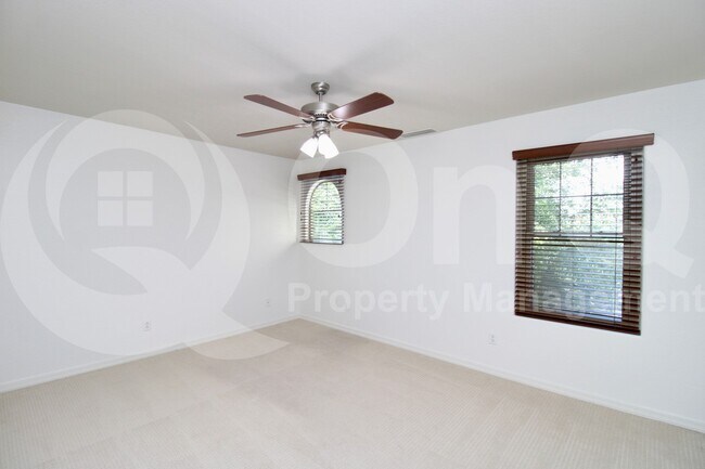 Building Photo - 2035 W Monte Cristo Ave
