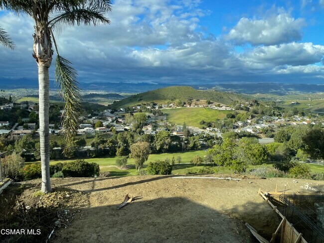 Building Photo - 4066 Calle Del Sol