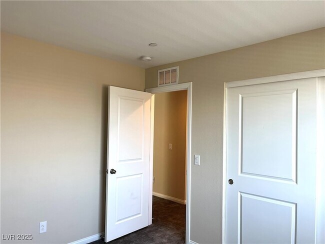 Building Photo - 8819 Burray St