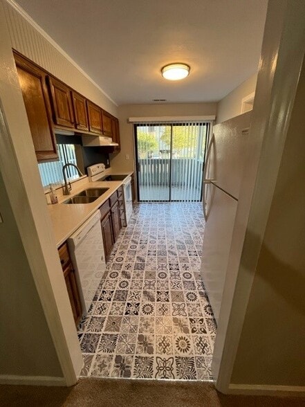 Eat In Kitchen - 2308 Wood Gate Ln