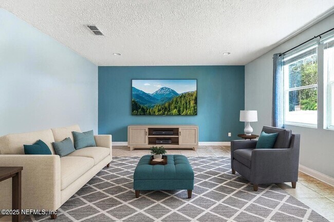 Building Photo - 11725 Paddock Gates Dr