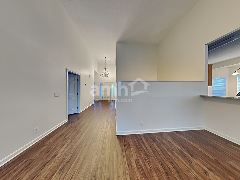 Building Photo - 5229 Ridgefalls Way