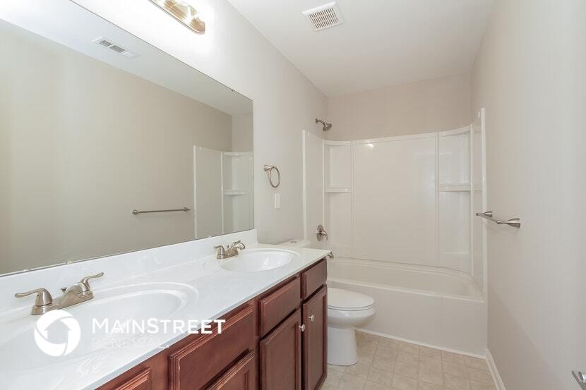 Building Photo - 6607 Eastfield Park Dr