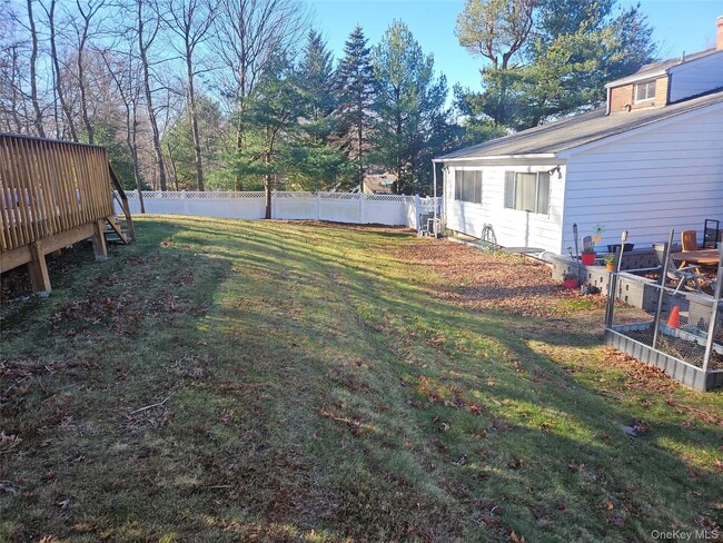 Building Photo - 8 Windmill Ln