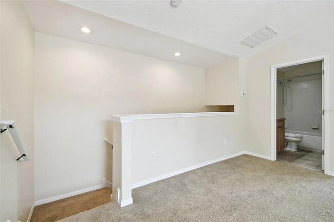 Building Photo - 15841 Pond Rush Ct