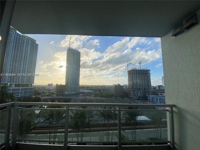 Building Photo - 92 SW 3rd St