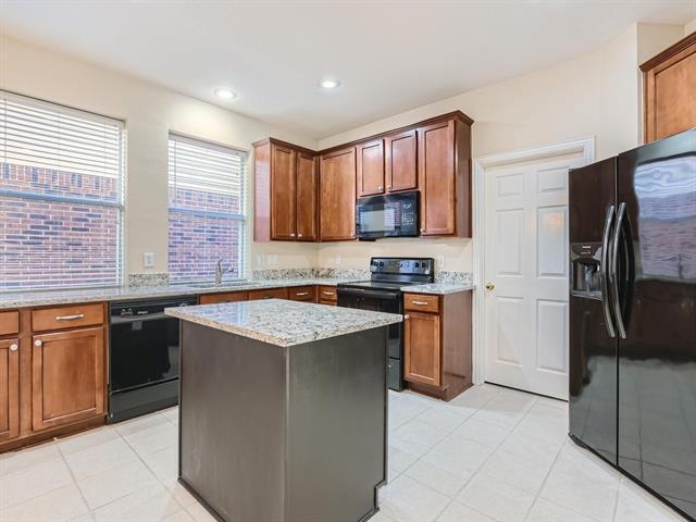 Building Photo - 5301 Lily Dr