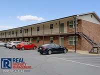 Building Photo - 3415 Town & Country Ave