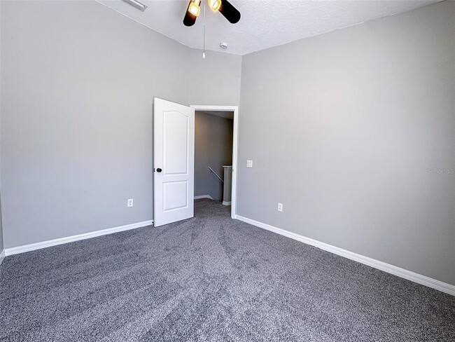 Building Photo - 12837 Kings Crossing Dr