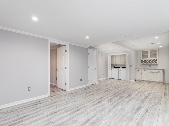 Building Photo - 1788 Ascot Run NW